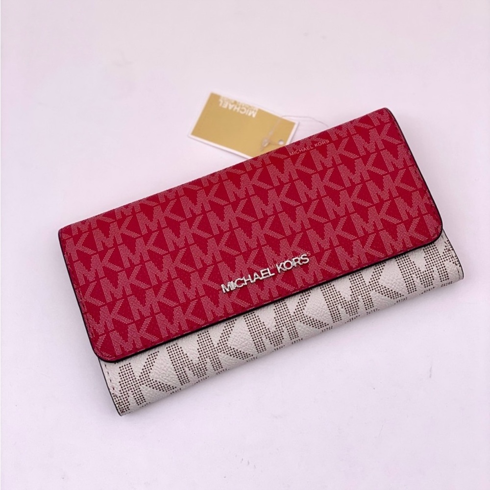 MICHAEL KORS Jet Set Travel Signature
Logo Tri-Fold Wallet DARK RASPBERRY MULTI